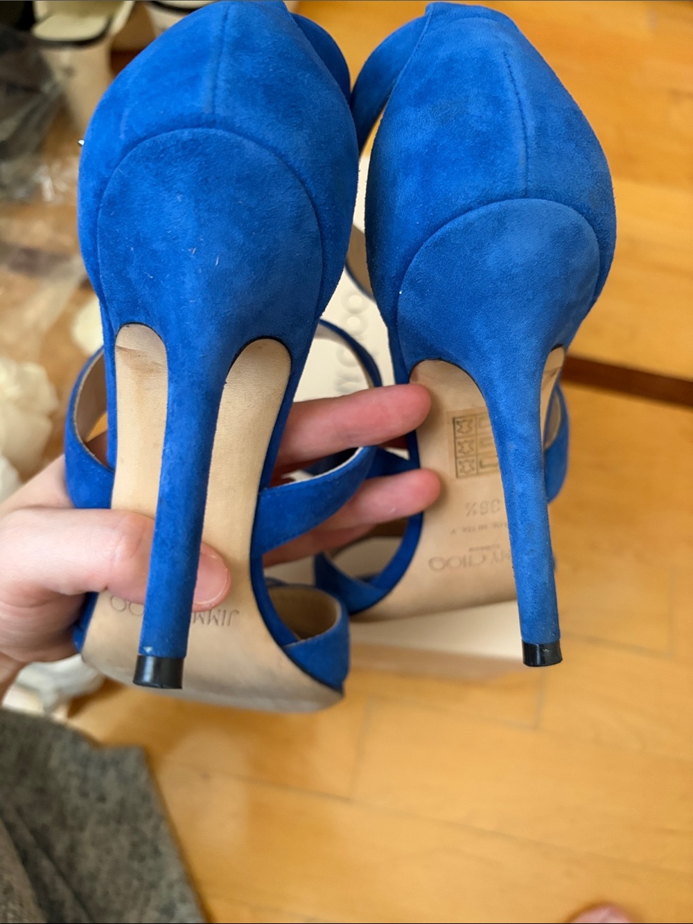 JIMMY CHOO BLUE SUEDE SIZE 36.5 STRAPPY SANDALS MADE IN ITALY - Picture 8 of 10